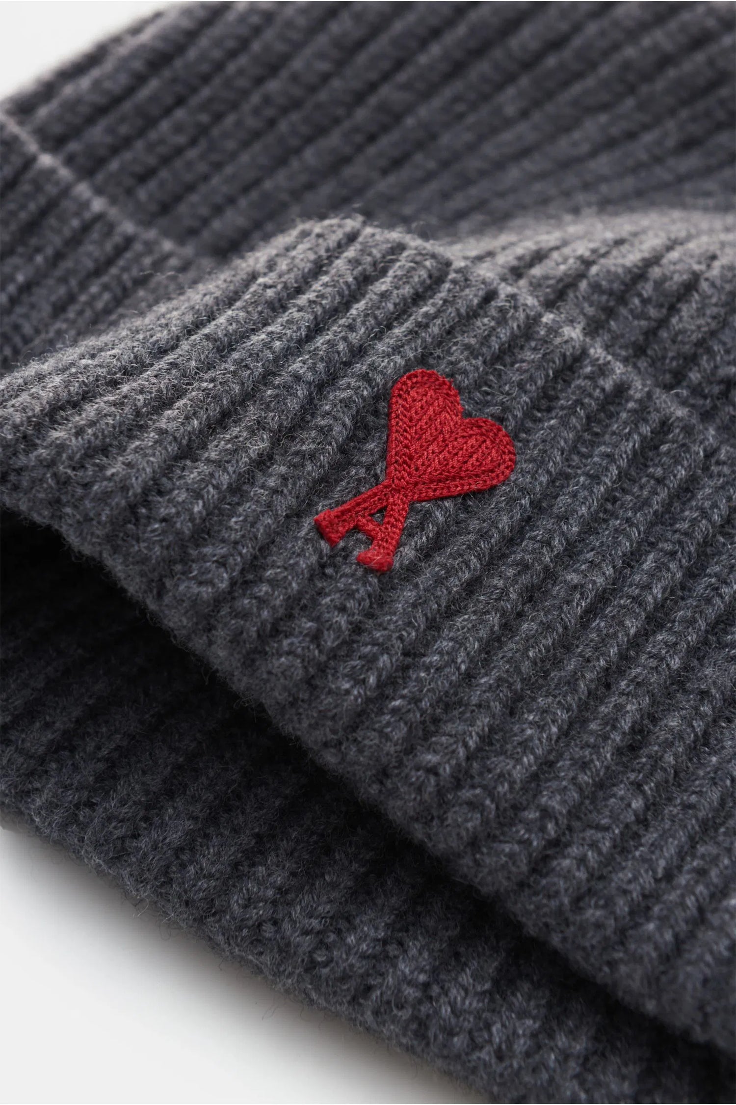 AMI HEART BEANIE